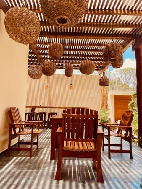Hotel Manglar Suites Mahahual Bagian luar foto